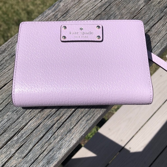 kate spade Handbags - FREE SHIPPING TODAY Kate Spade Grove Street Tellie